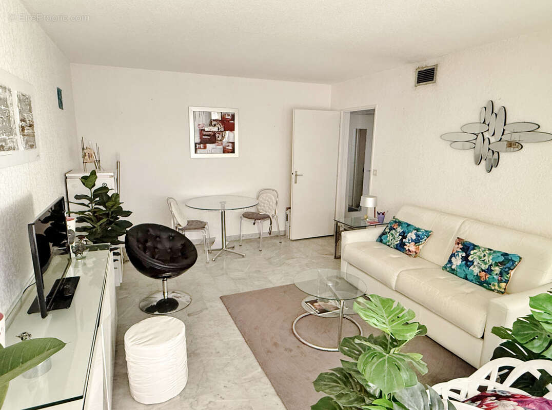 Appartement à SAINT-RAPHAEL