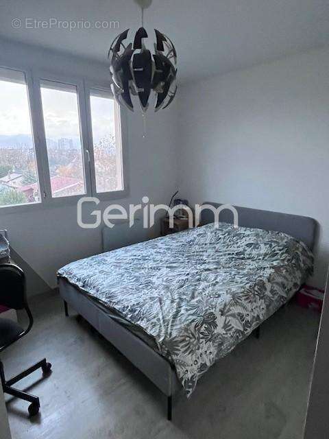 Appartement à SEYSSINET-PARISET