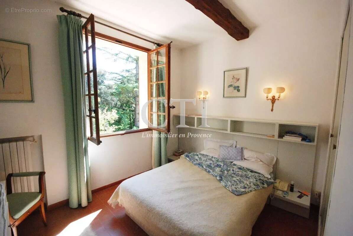 Maison à VAISON-LA-ROMAINE