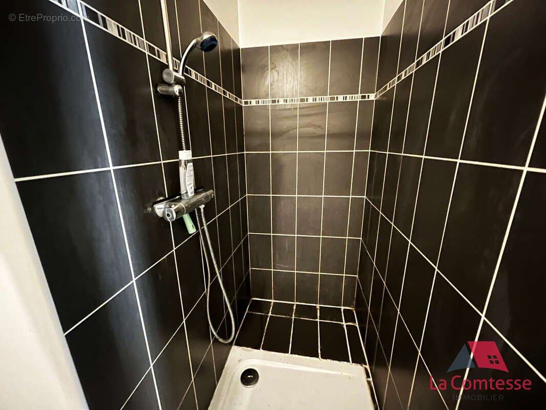 Appartement à MARSEILLE-2E