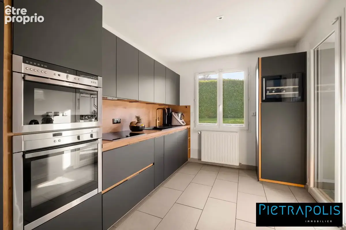 Maison 226 m² à Dardilly  - photo 9