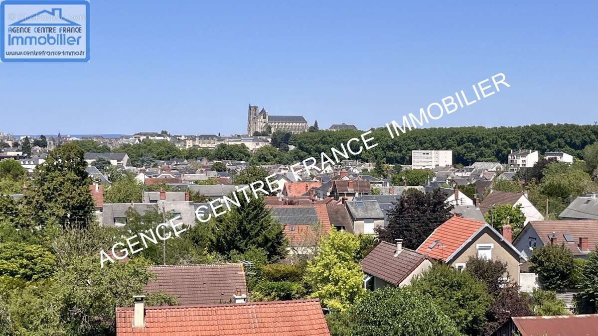 Grand appartement 3 pièces,de 94,m²  avec ascenseur, balcon, garage et cave - photo 5