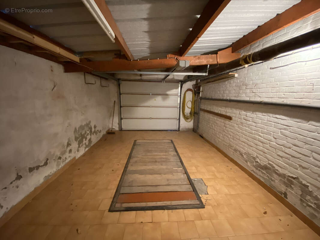 Maison à COURRIERES