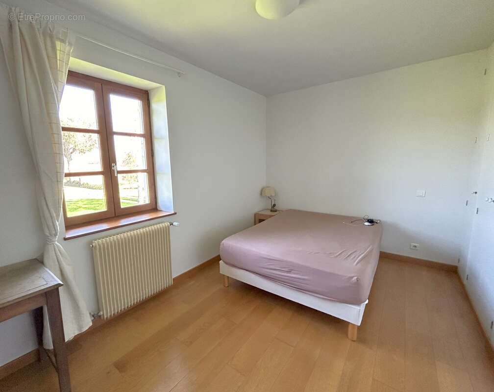 Maison à VILLARS-LES-DOMBES