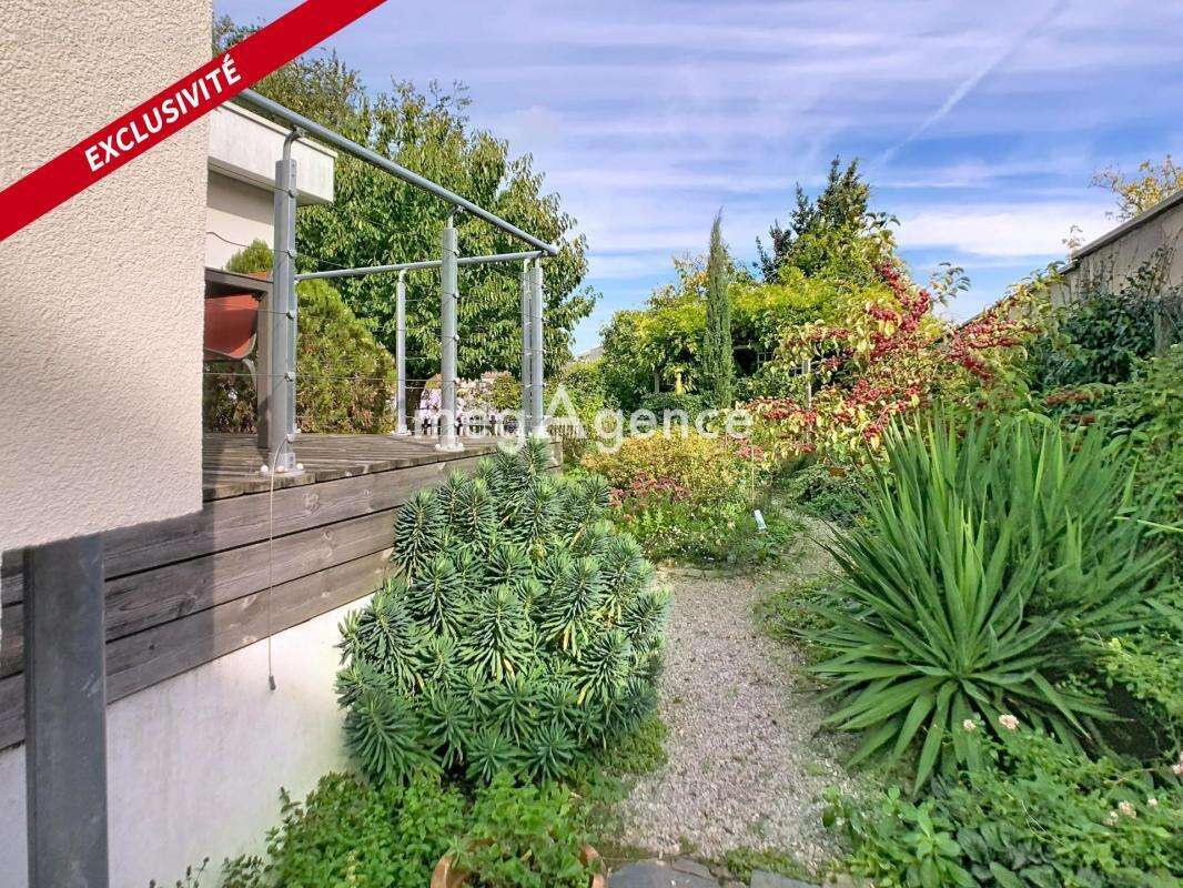 Maison à RIS-ORANGIS