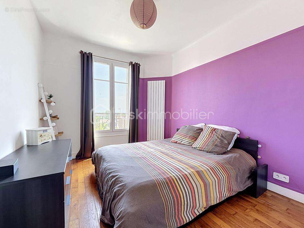Appartement à LE MESNIL-LE-ROI