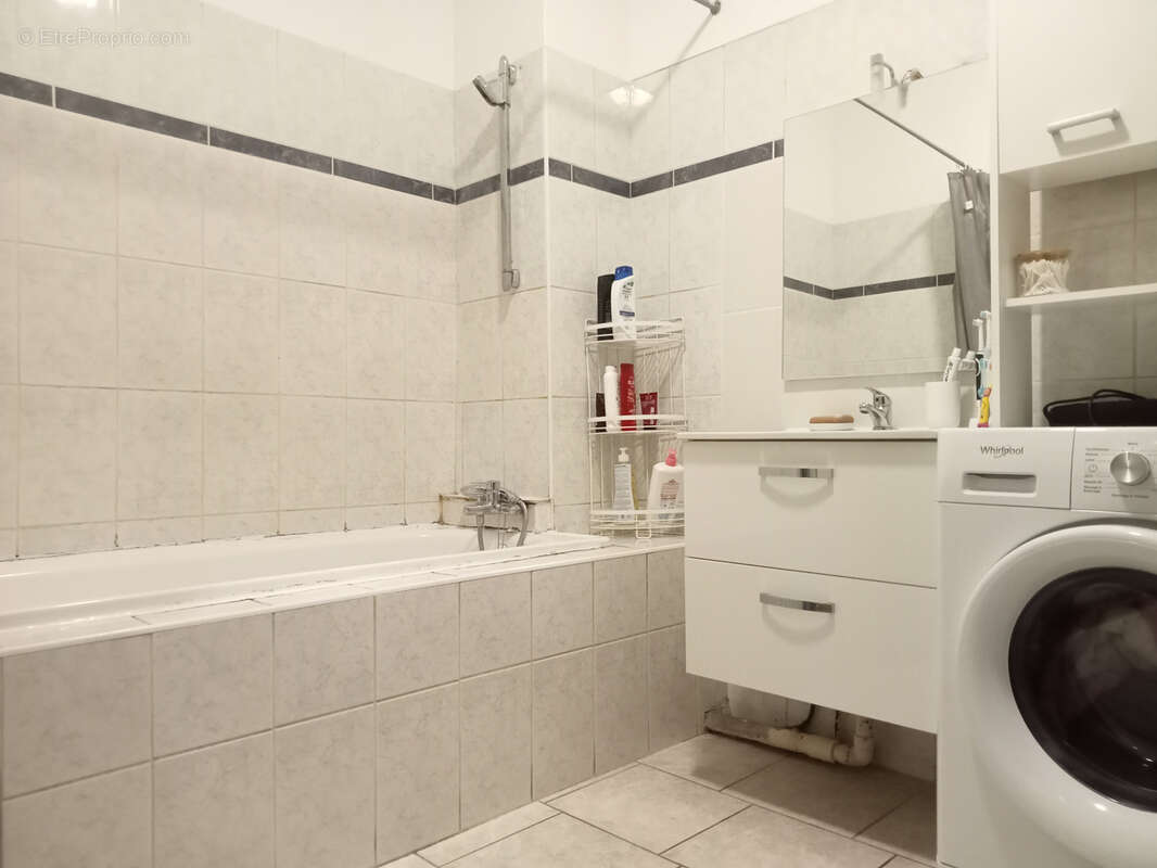 Appartement à LA VOULTE-SUR-RHONE