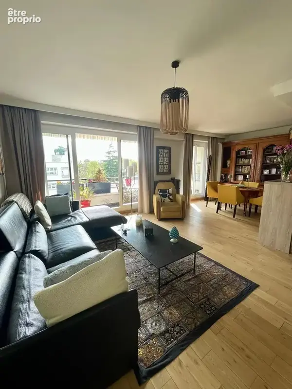 Vincennes – Dernier étage face bois – Superbe 3 pièces avec balcon plein sud - photo 8