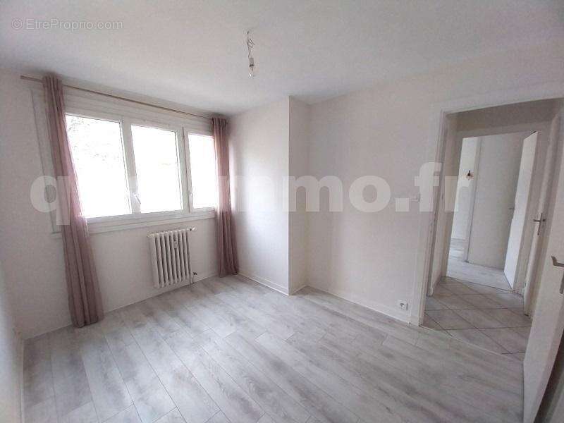 CHORLET-16-1 - Appartement à CHAMALIERES