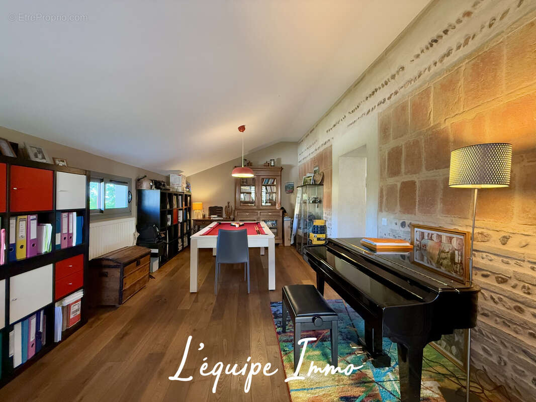 Maison à LOMBEZ