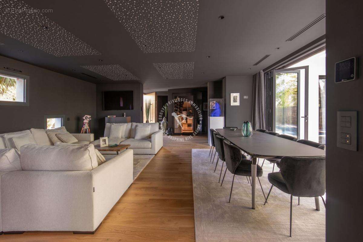 Maison à SUCE-SUR-ERDRE