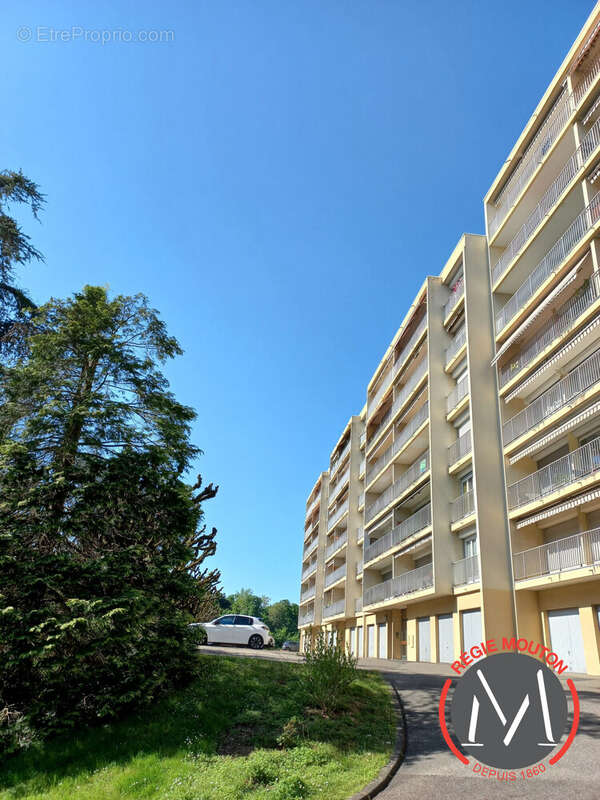 Appartement à SAINTE-FOY-LES-LYON