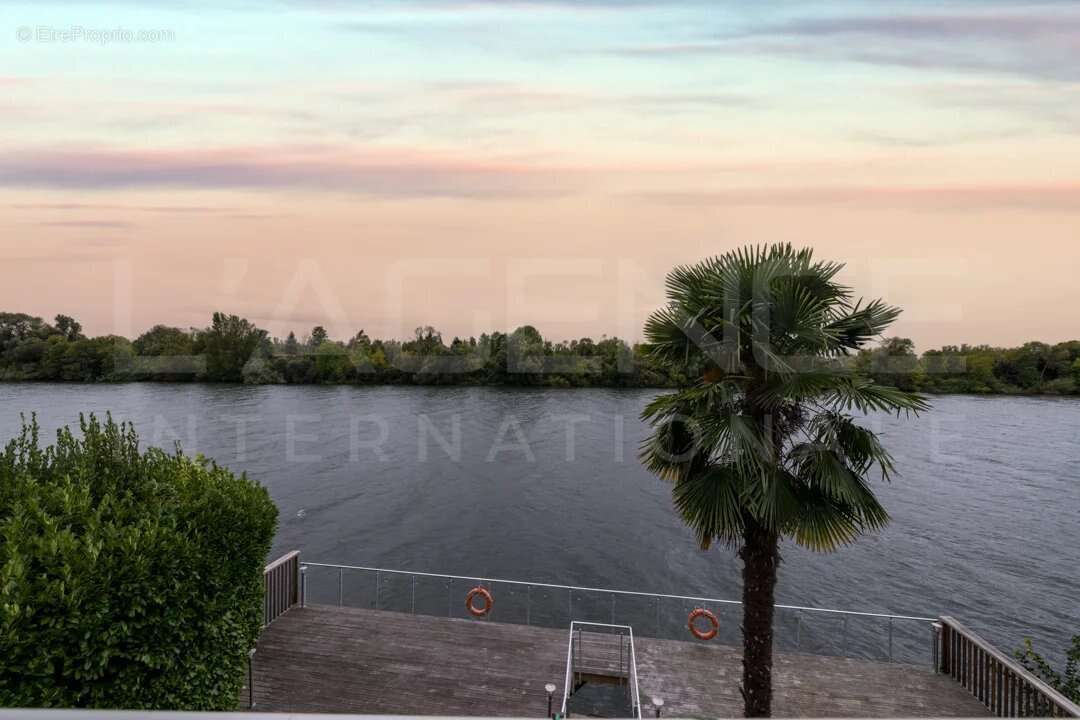 Maison à VAUX-SUR-SEINE