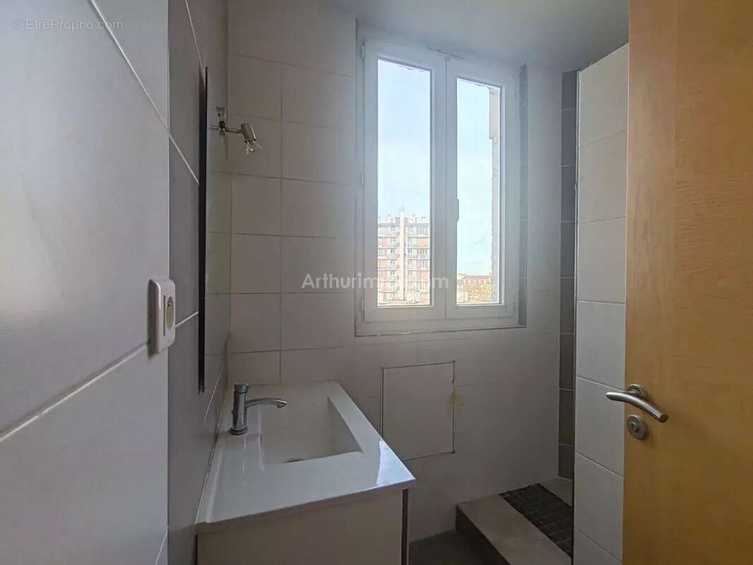 Appartement à VILLENEUVE-SAINT-GEORGES