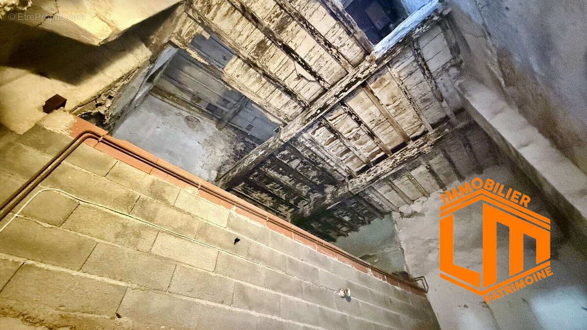 Appartement à BESSAN