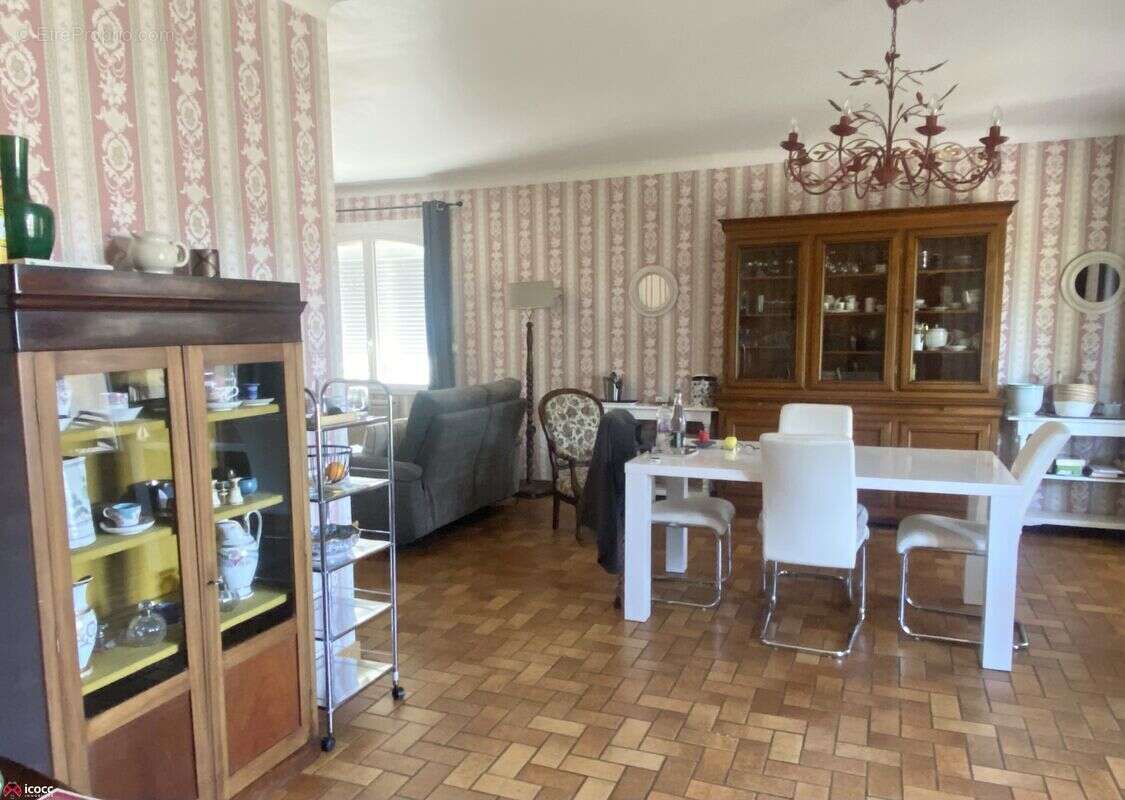 Maison 110 m² à Lucon  - photo 4