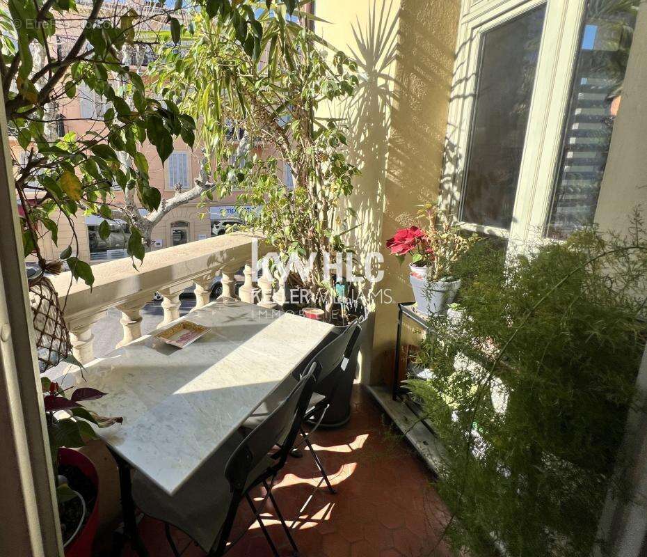 Appartement à LE CANNET
