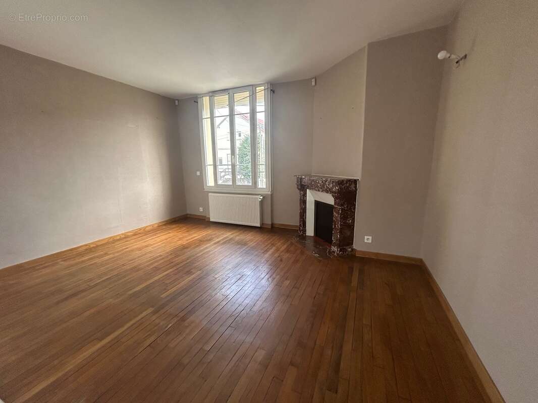 Maison à PONTAULT-COMBAULT