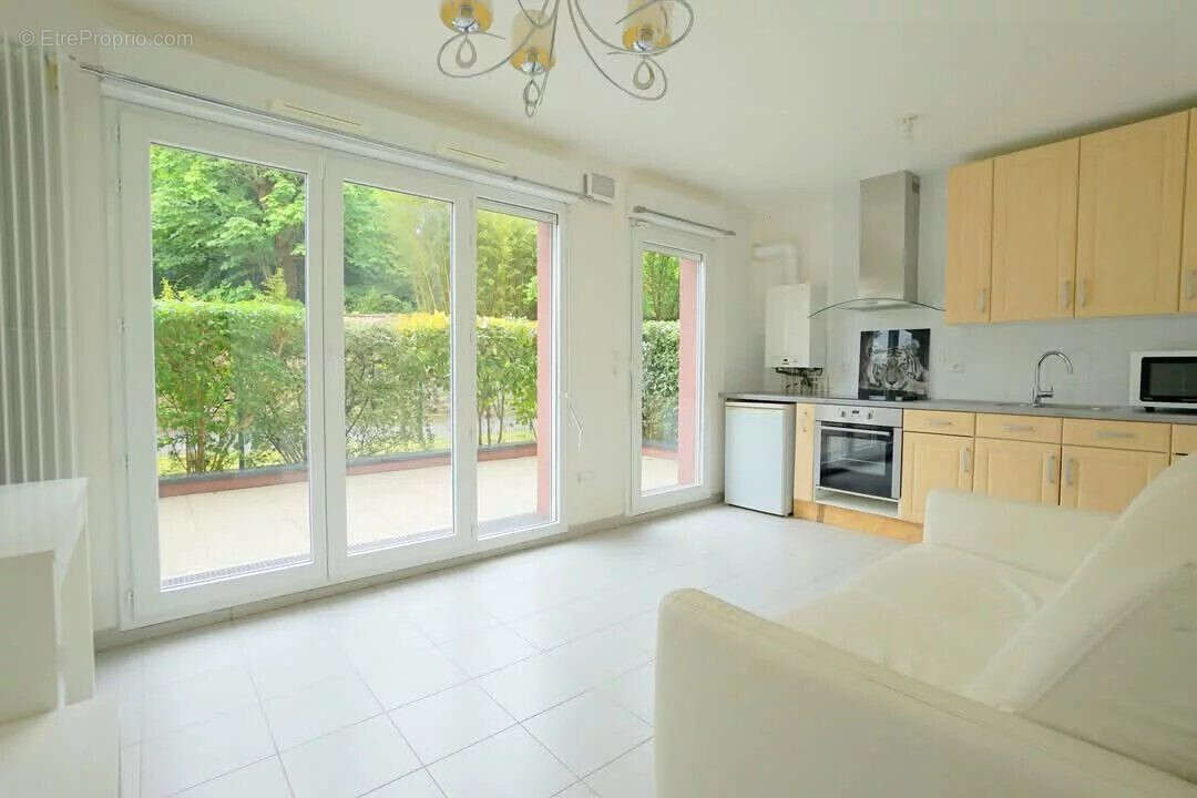 Appartement à ROSNY-SUR-SEINE