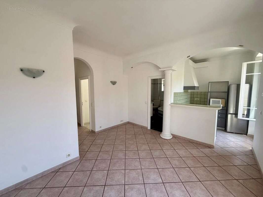 Nice pasteur – 2/3 pièces – 47,25 m² – lumineux – cave - photo 2
