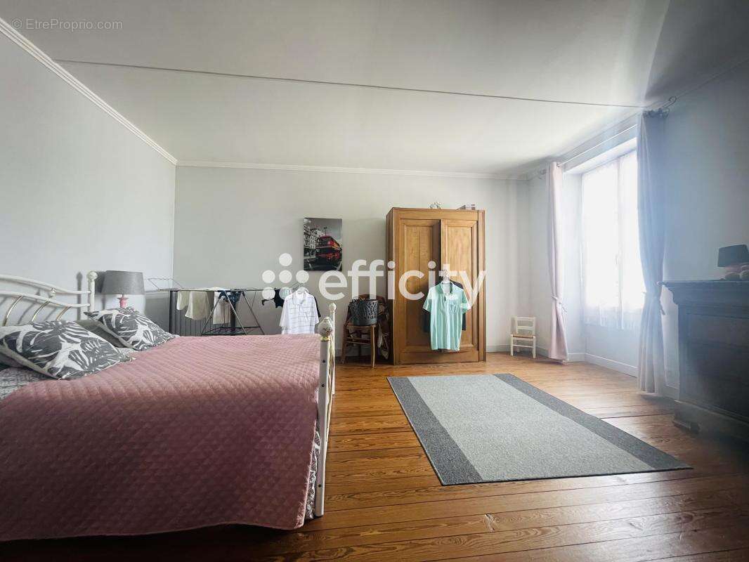 Maison 157 m² à Saint-Germain-De-La-Coudre  - photo 9