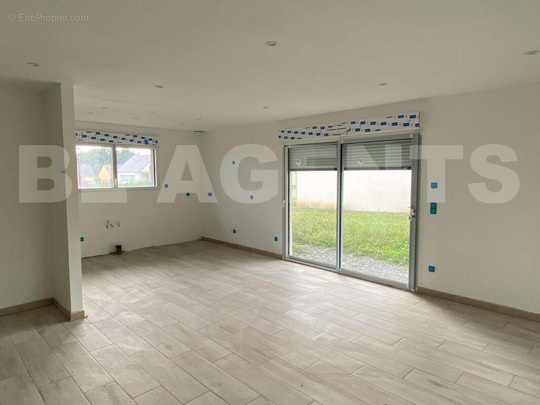 WhatsApp Image 2025-07-25 à 16 - Maison à AUBIGNE-RACAN