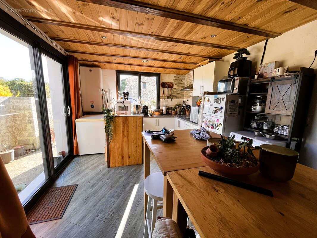 Maison à NIEUL-LE-DOLENT