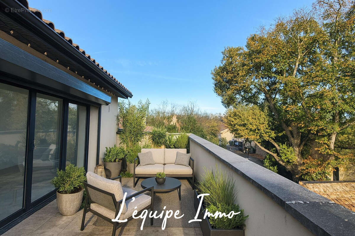 Appartement à LEVIGNAC