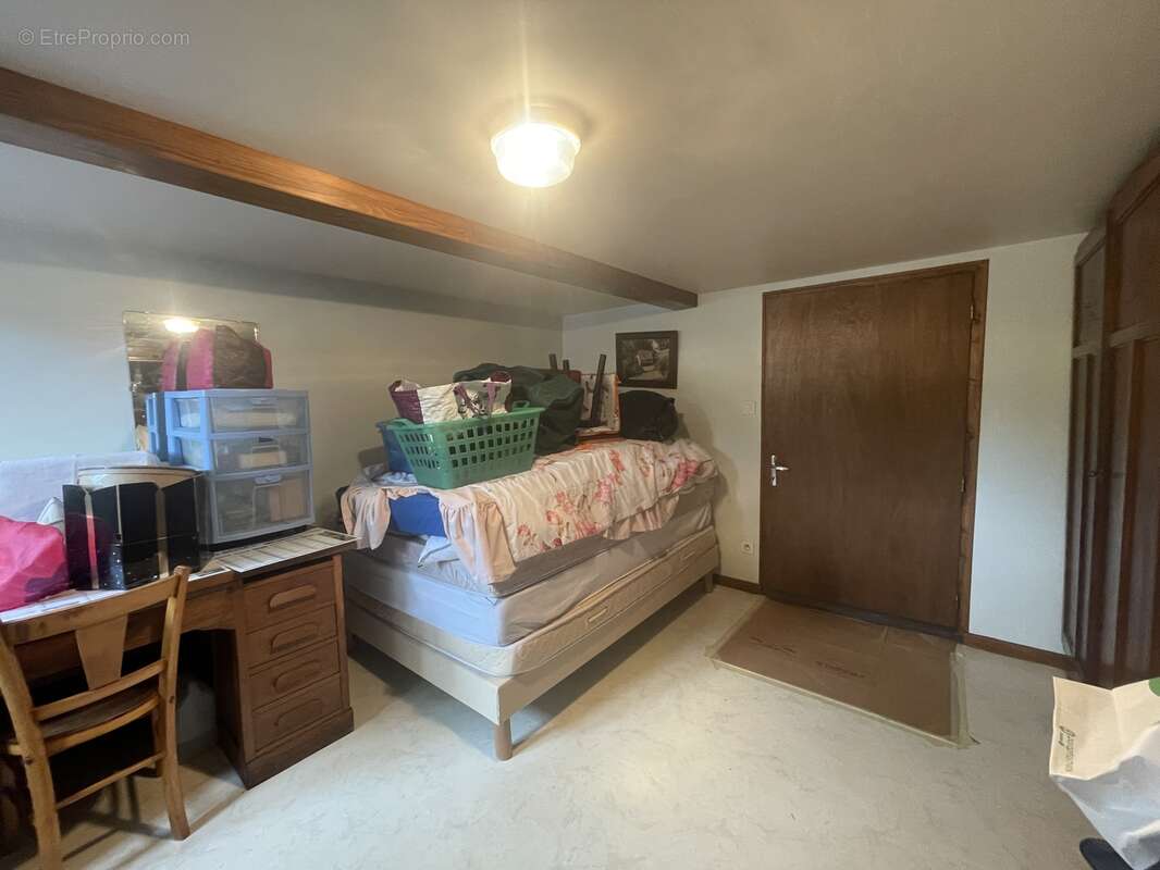 Maison 94 m² à Dun-Le-Palestel  - photo 39