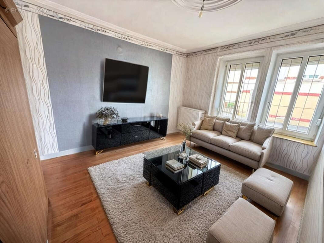 Maison à SAINTE-MARIE-AUX-CHENES