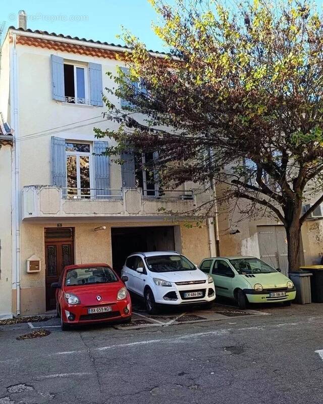 Maison à ROQUEMAURE