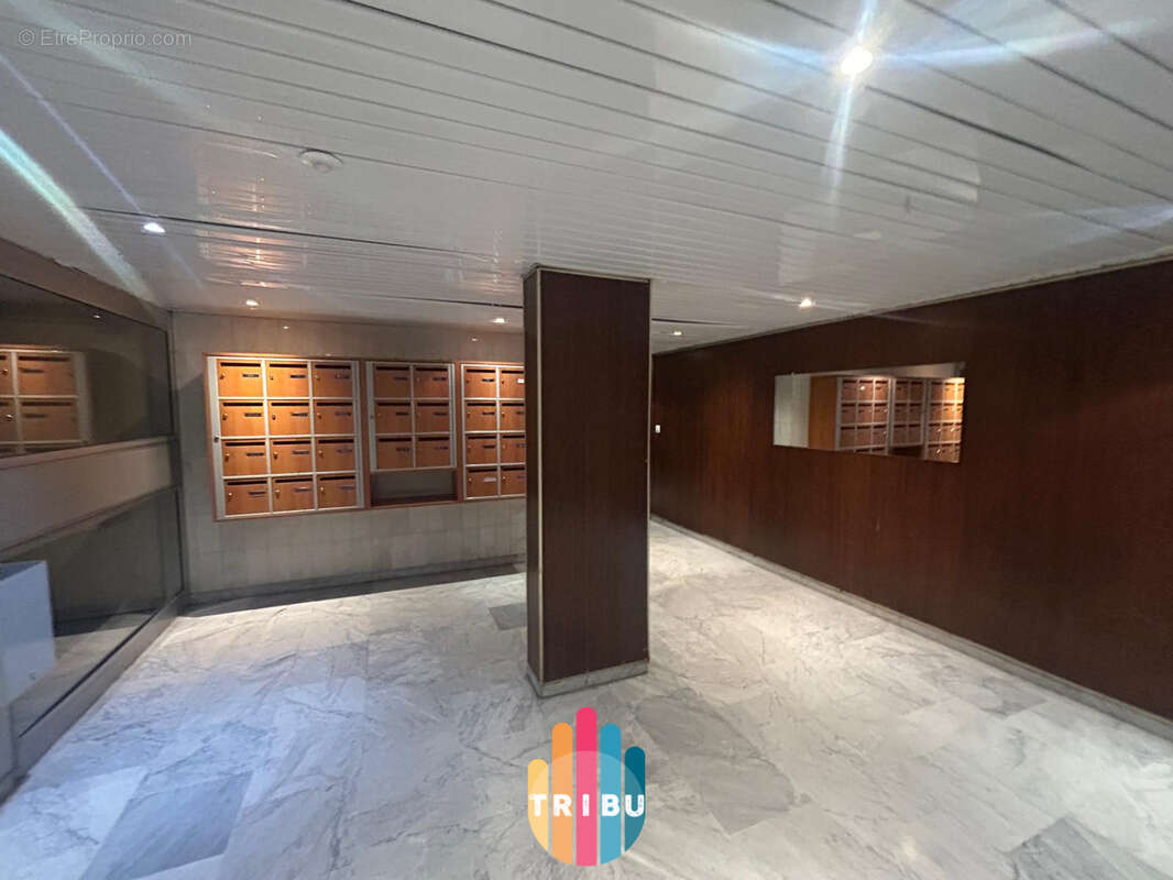 Appartement à MARSEILLE-6E