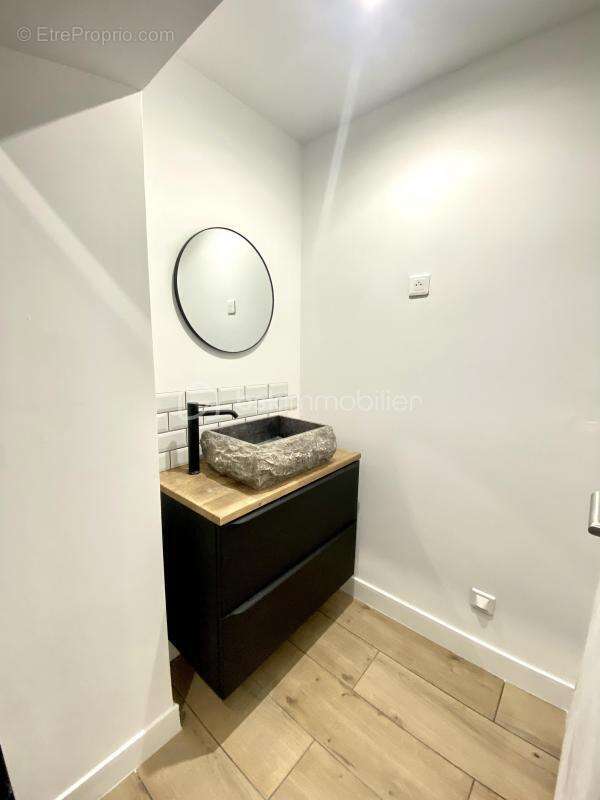 Appartement à GONFARON