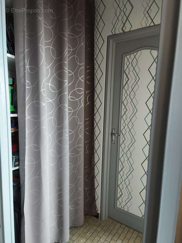 Appartement à SAINT-YRIEIX-LA-PERCHE