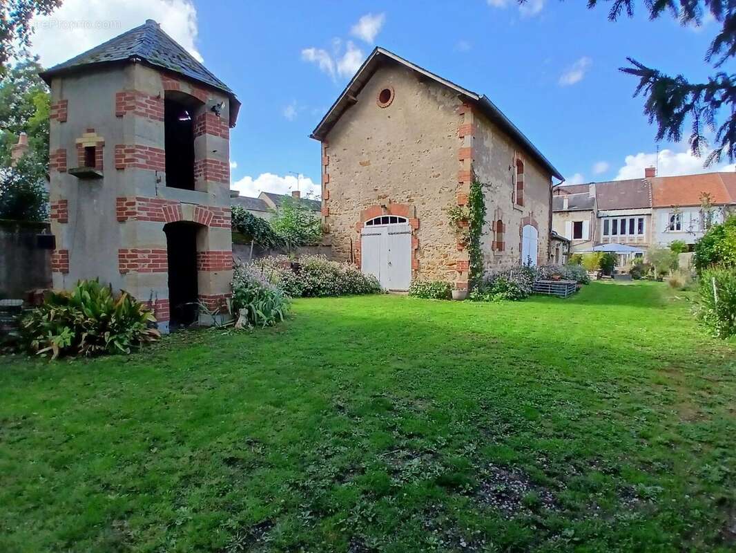 Maison à LA MACHINE