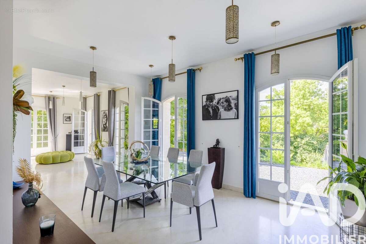Photo 9 - Maison à NESLES-LA-VALLEE