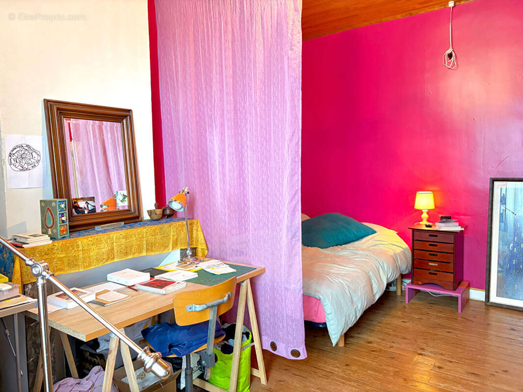 Maison à LAMOTHE-MONTRAVEL