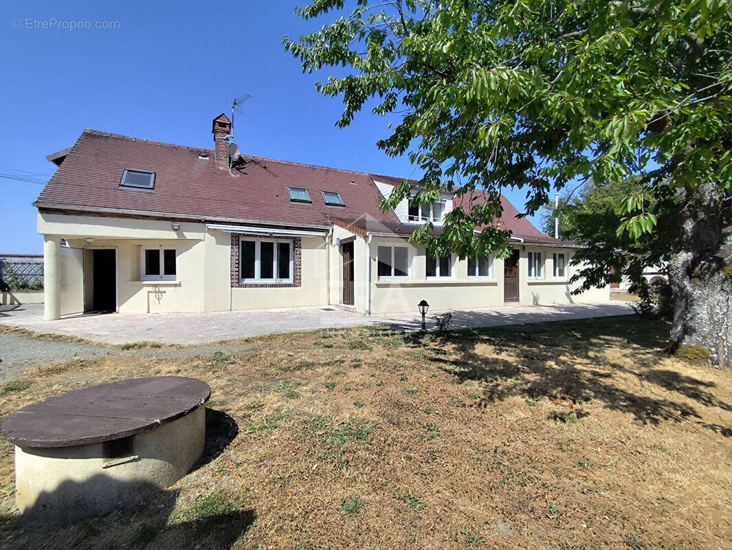 Maison à LA LOUPE