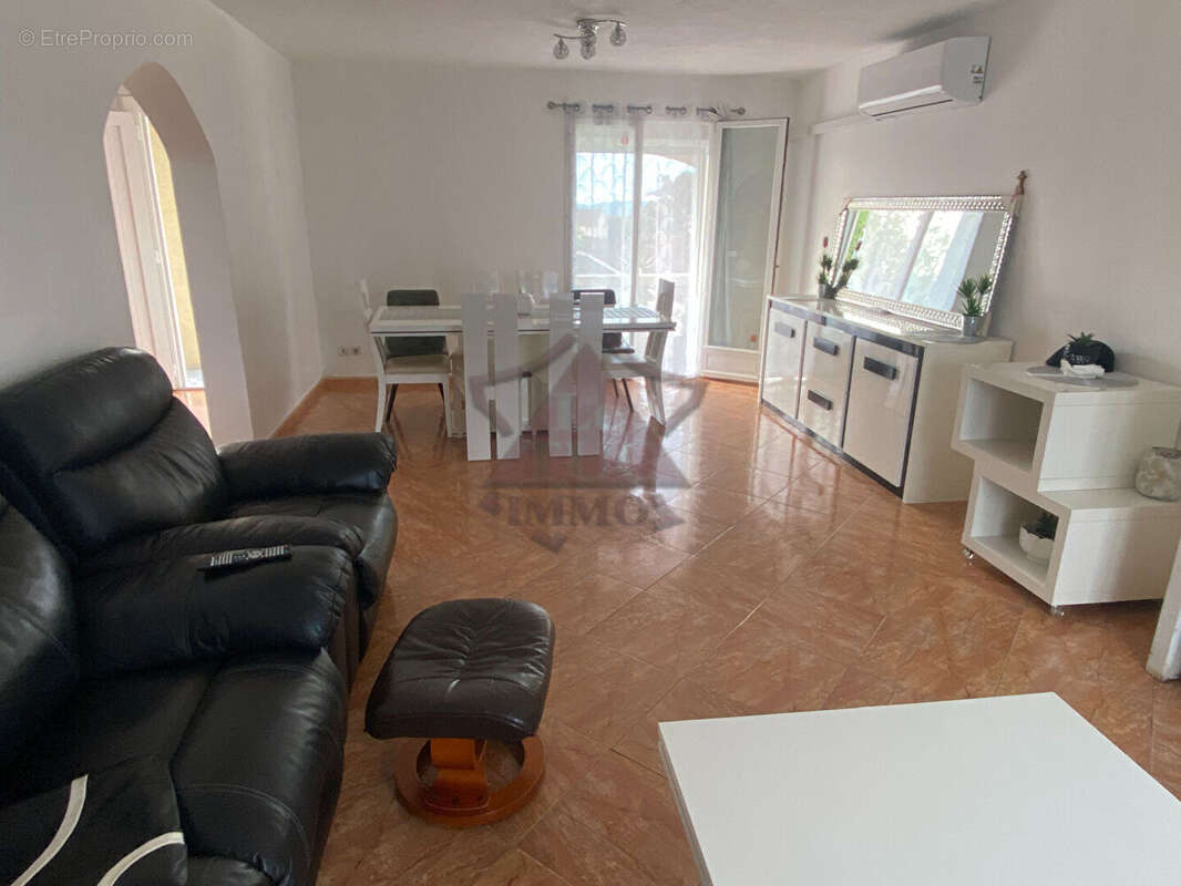 Maison avec parking - Rousson - photo 5