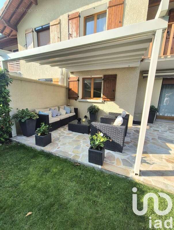 Photo 7 - Maison à ETREMBIERES