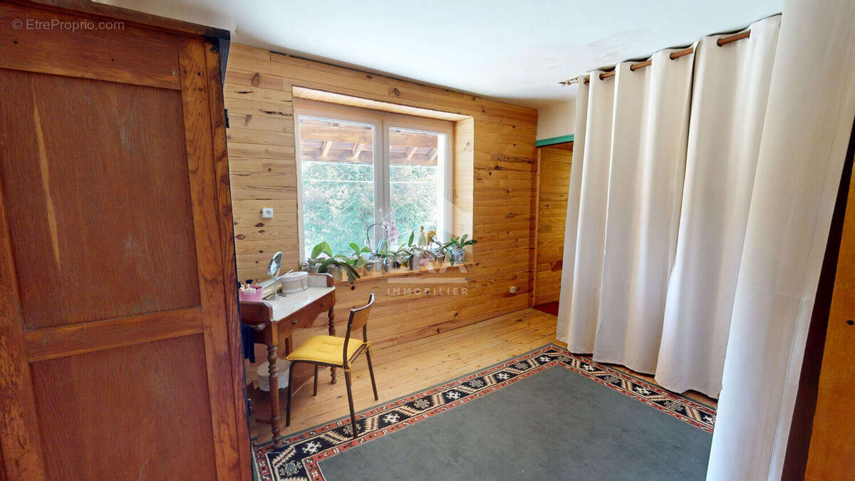 Maison à HAUTEVILLE-LOMPNES