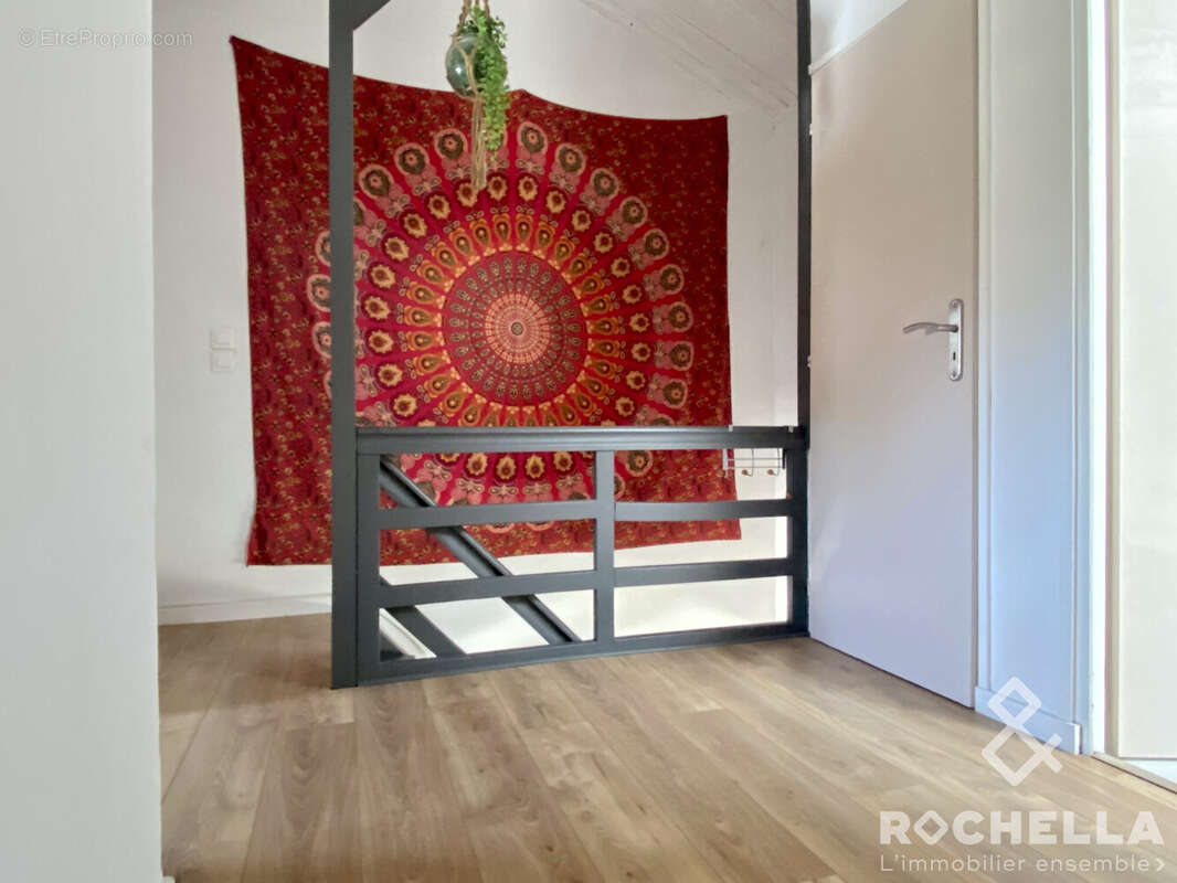 Maison 75 m² à Aytre  - photo 7