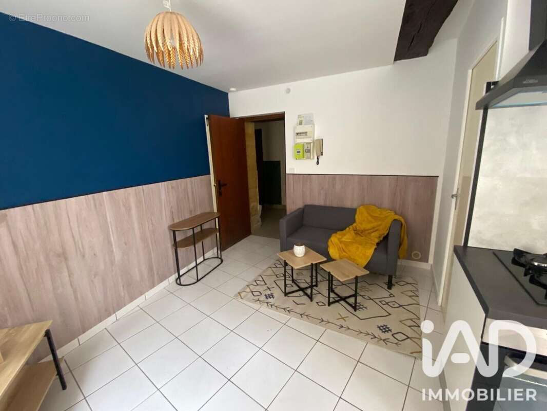 Appartement 370 m² à Sedan  - photo 2