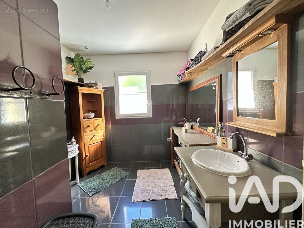 Maison 120 m² à Montjean  - photo 8