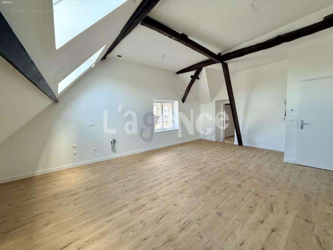 Appartement à CLAYE-SOUILLY