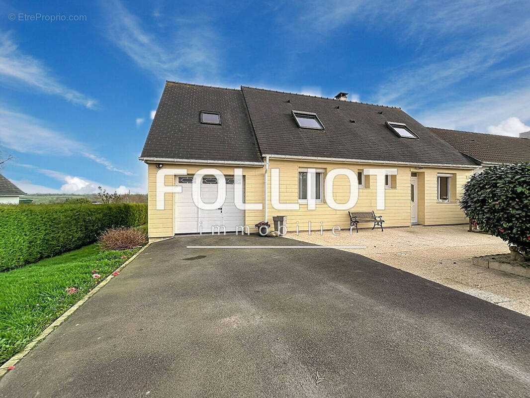 Maison à CANISY