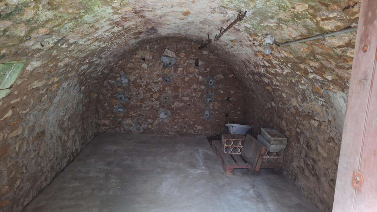 20251009_160129 - Maison à JAVERLHAC-ET-LA-CHAPELLE-SAINT-ROBERT