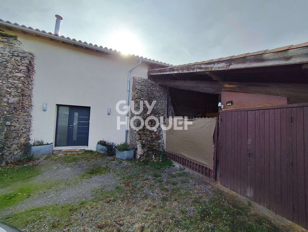 Maison à BELLEGARDE-EN-FOREZ