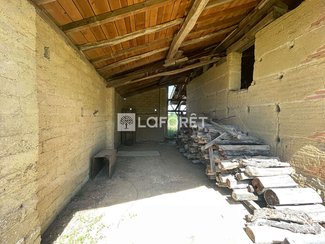 Maison Pirajoux 4 pièce(s) 112m2 - photo 3