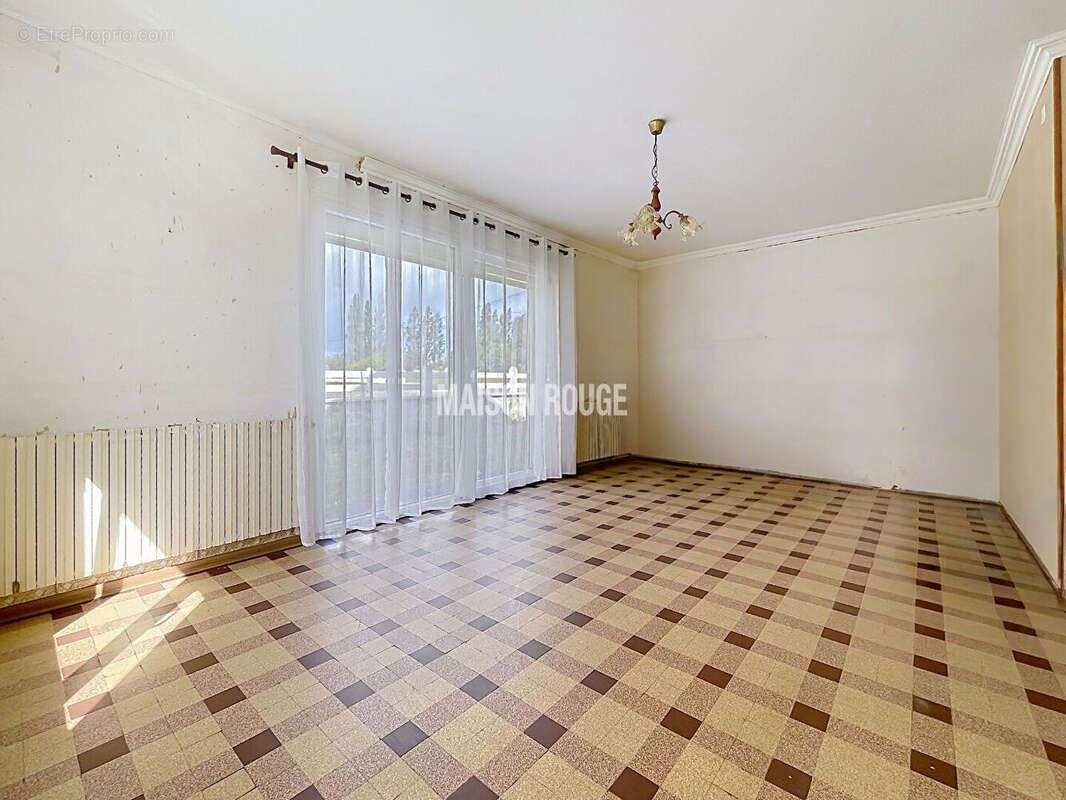 Maison d'habitation dependance et hangar de 800 m² - erquy - photo 4